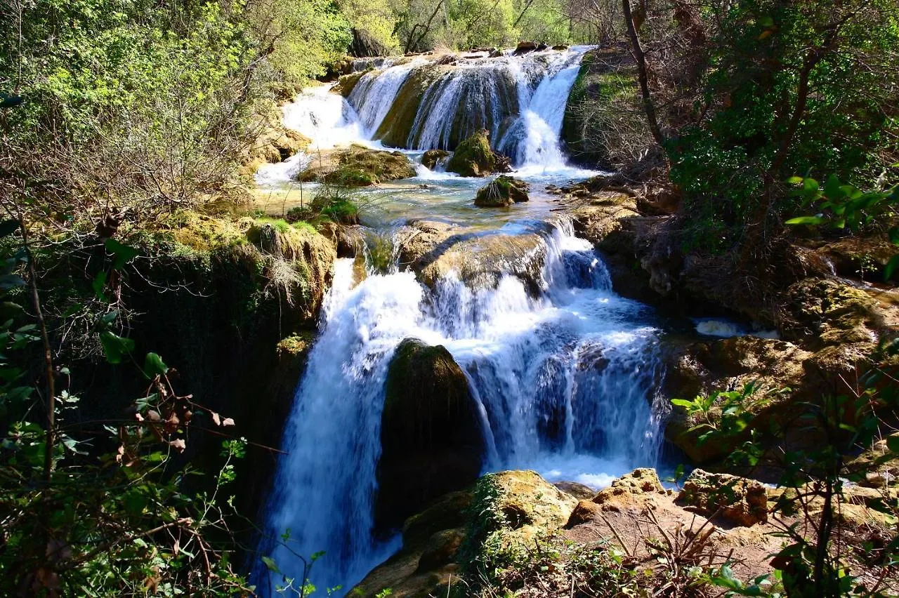 La Cascade De Carces Villa